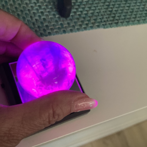 Fluorite Sphere 7” dim beautiful - Picture 10 of 11